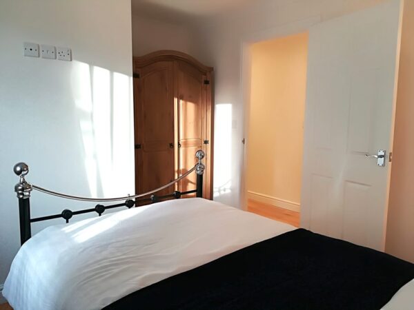 Flat 2, 11 Sketty Road, Uplands, Swansea, SA2 0EU