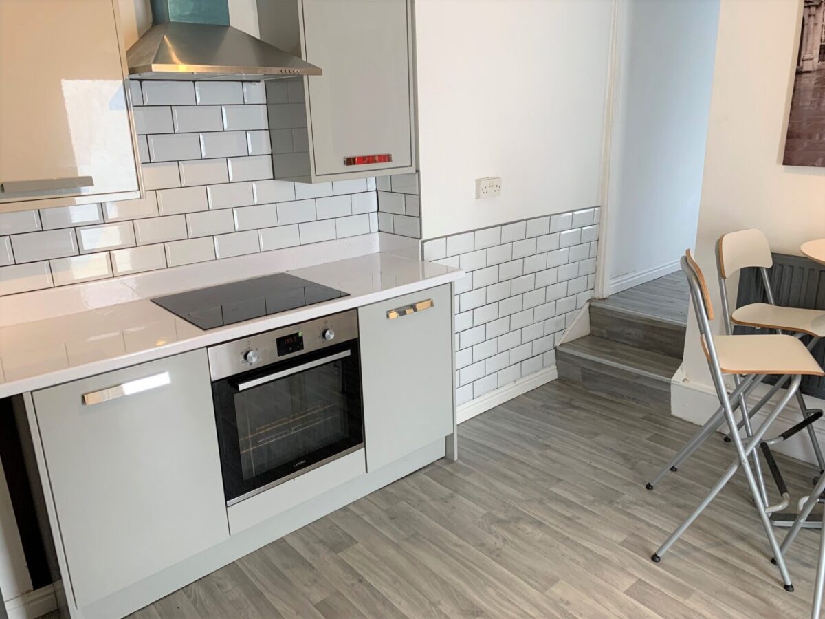 5 BED - 7 Stanley Terrace, Mount Pleasant, Swansea, SA1 6EW