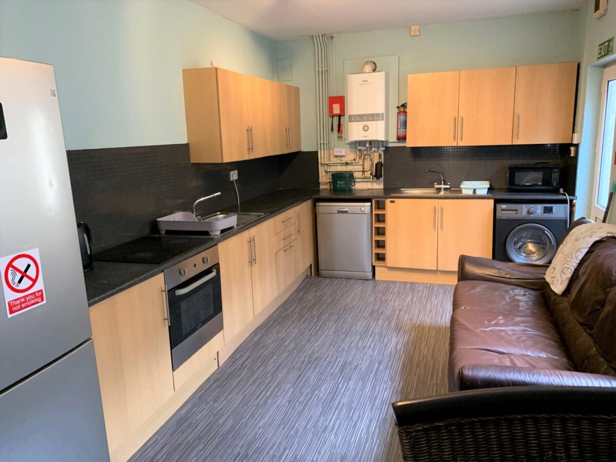 6 BED - 117 King Edwards Road, Brynmill, Swansea, SA1 4LU