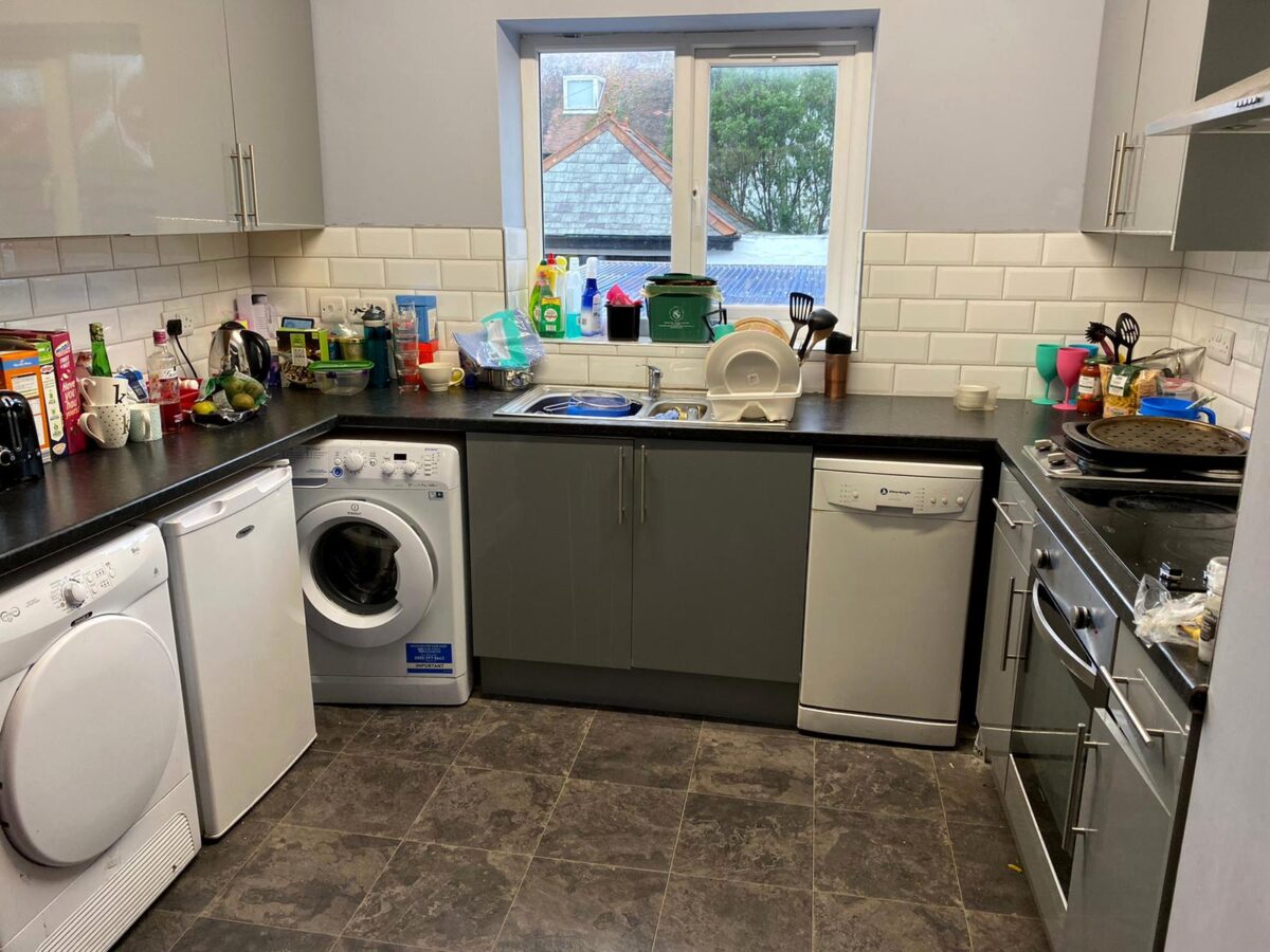 6 BED - 17 Mirador Crescent, Uplands, Swansea, SA2 0QX