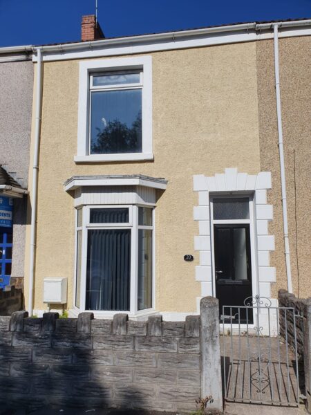 5 BED - 20 Phillips Parade, Brynmill, Swansea, SA1 4JL