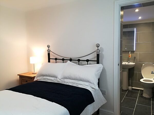 Flat 2, 11 Sketty Road, Uplands, Swansea, SA2 0EU