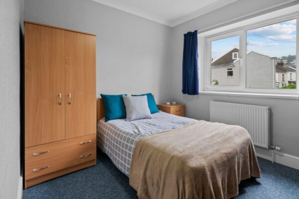 6 BED - 3 Brynymor Road, Brynmill, Swansea, SA1 4JQ