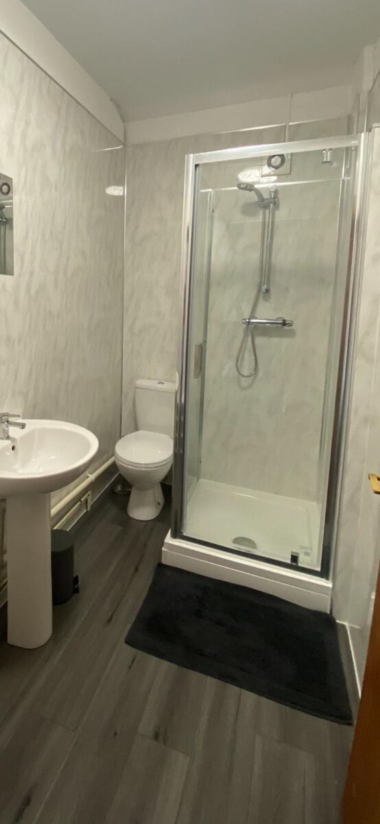 8 BED - 149 Bryn Road Road, Brynmill, Swansea, SA2 0AU