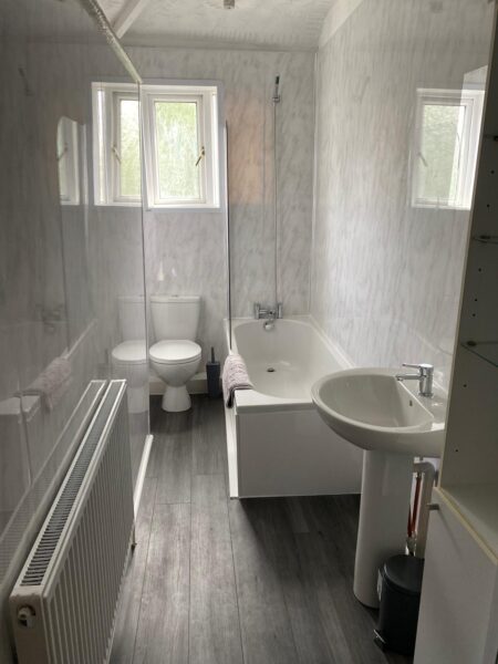 8 BED - 149 Bryn Road Road, Brynmill, Swansea, SA2 0AU