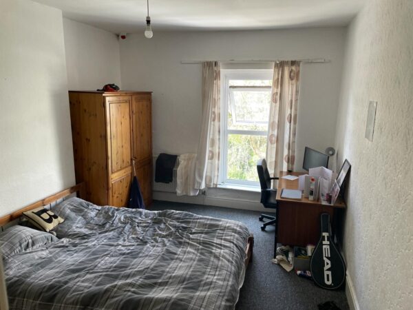 8 BED - 149 Bryn Road Road, Brynmill, Swansea, SA2 0AU