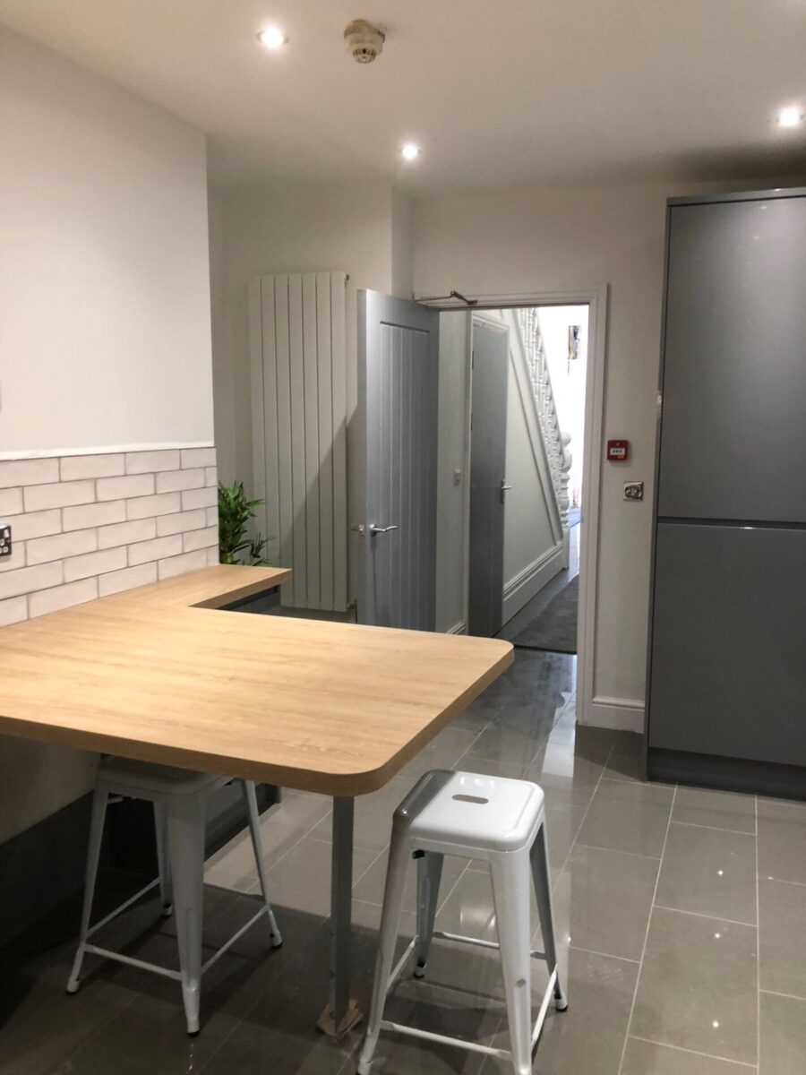 10 BED - 104 Bryn Road, Brynmill, Swansea, SA2 0AR