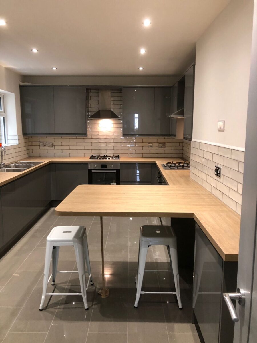 10 BED - 104 Bryn Road, Brynmill, Swansea, SA2 0AR