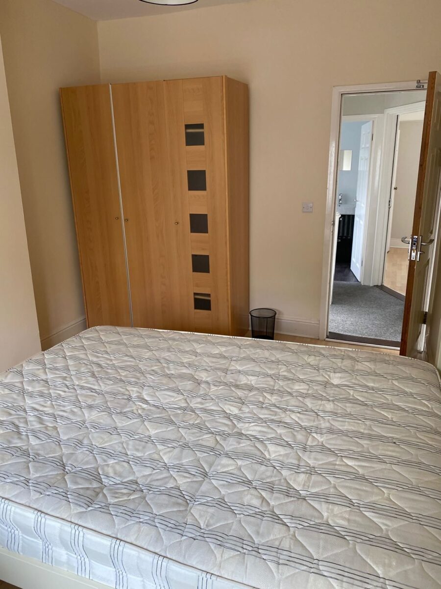 46 Glanbrydan Avenue, Uplands, Swansea, SA2 0HY