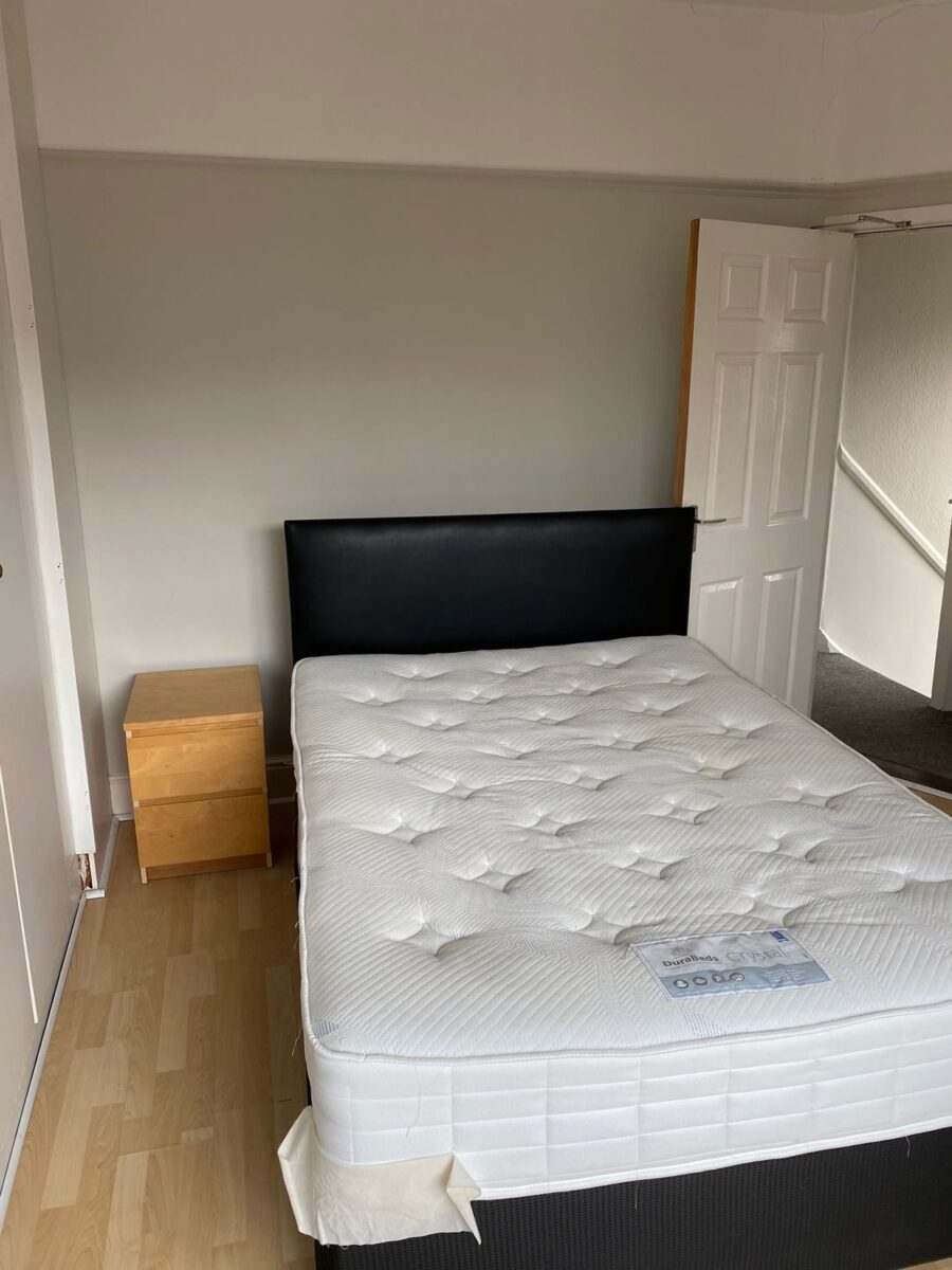 46 Glanbrydan Avenue, Uplands, Swansea, SA2 0HY