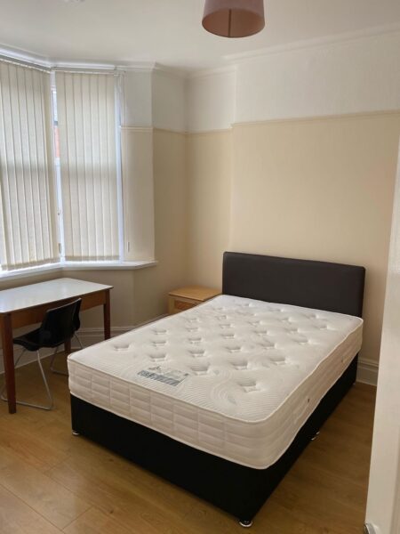 46 Glanbrydan Avenue, Uplands, Swansea, SA2 0HY