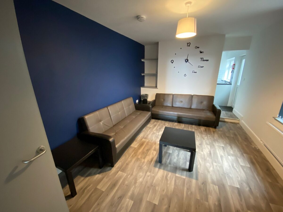 30 Malvern Terrace, Brynmill, Swansea, SA2 0BE