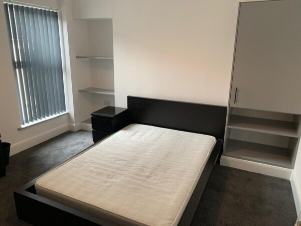 30 Malvern Terrace, Brynmill, Swansea, SA2 0BE