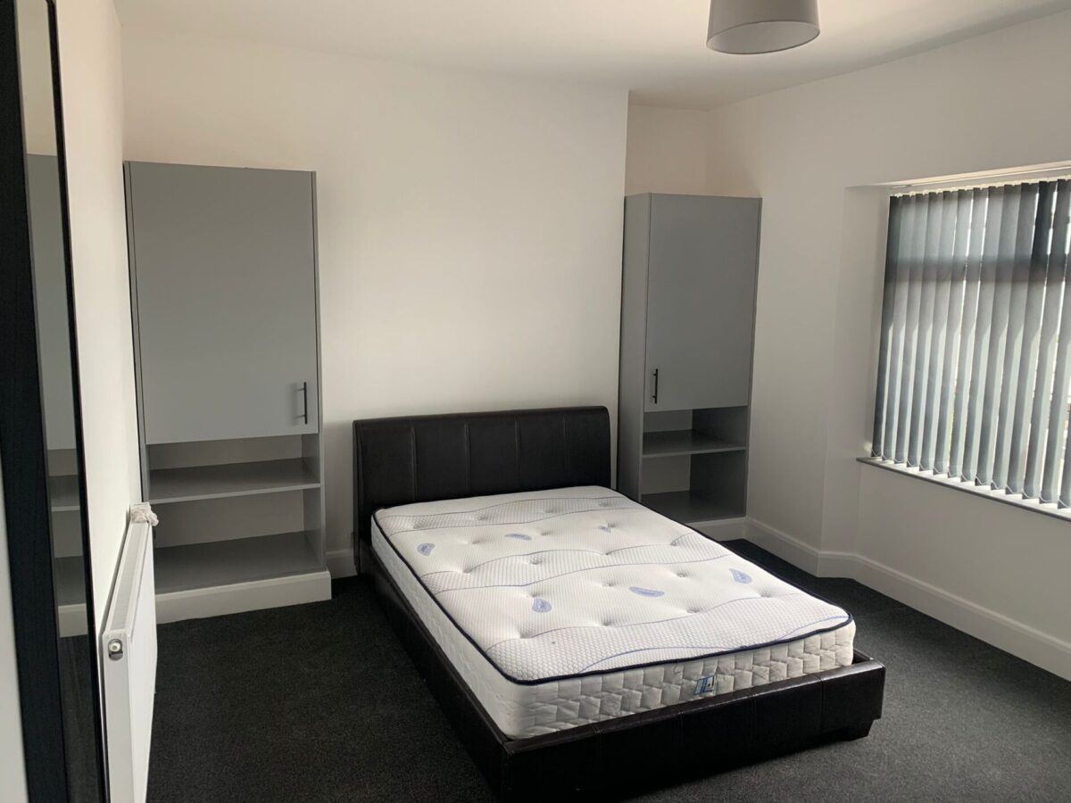 30 Malvern Terrace, Brynmill, Swansea, SA2 0BE