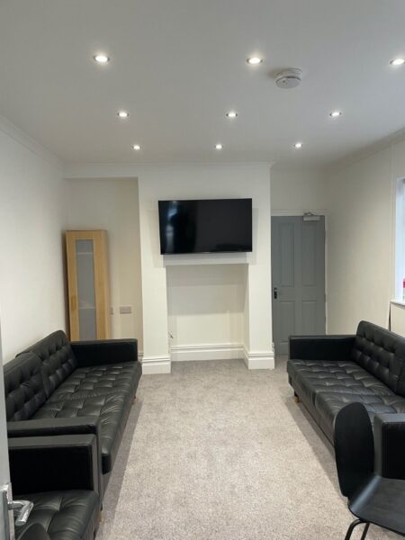 13 Pantygwydr Road, Brynmill, Swansea, SA2 0JA