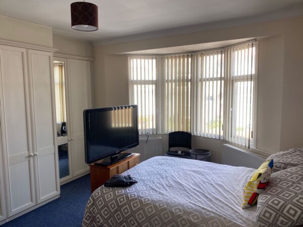 27 Beechwood Road, Uplands, Swansea, SA2 0JD