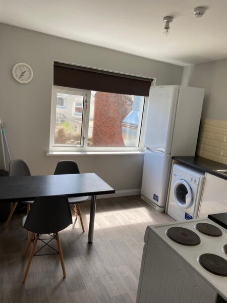 81a Brynymor Road, Brynmill, Swansea,