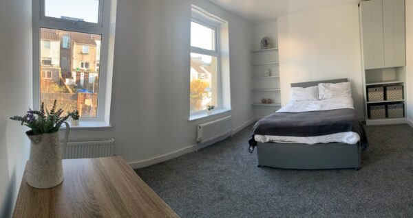 31 Waterloo Place, Brynmill, Swansea, SA2 0DE