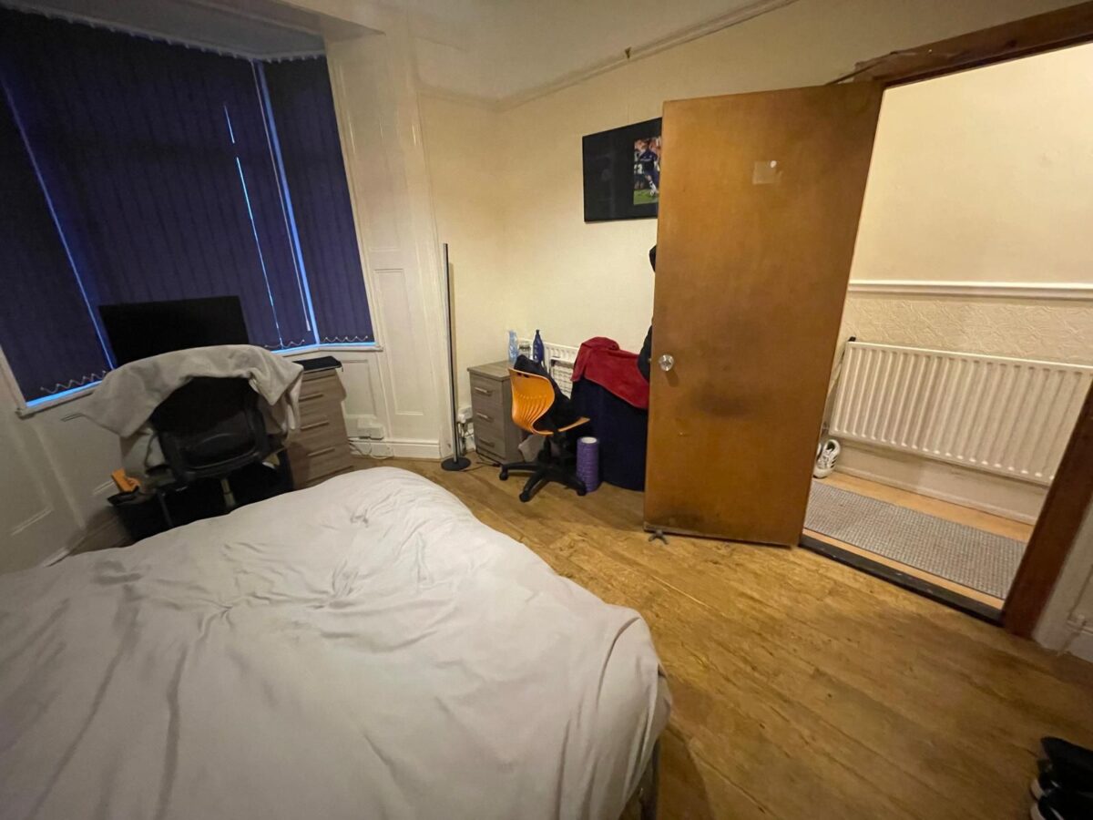 3 Rhyddings Park Road, Brynmill, Swansea