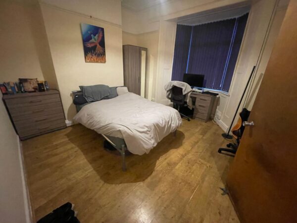 3 Rhyddings Park Road, Brynmill, Swansea