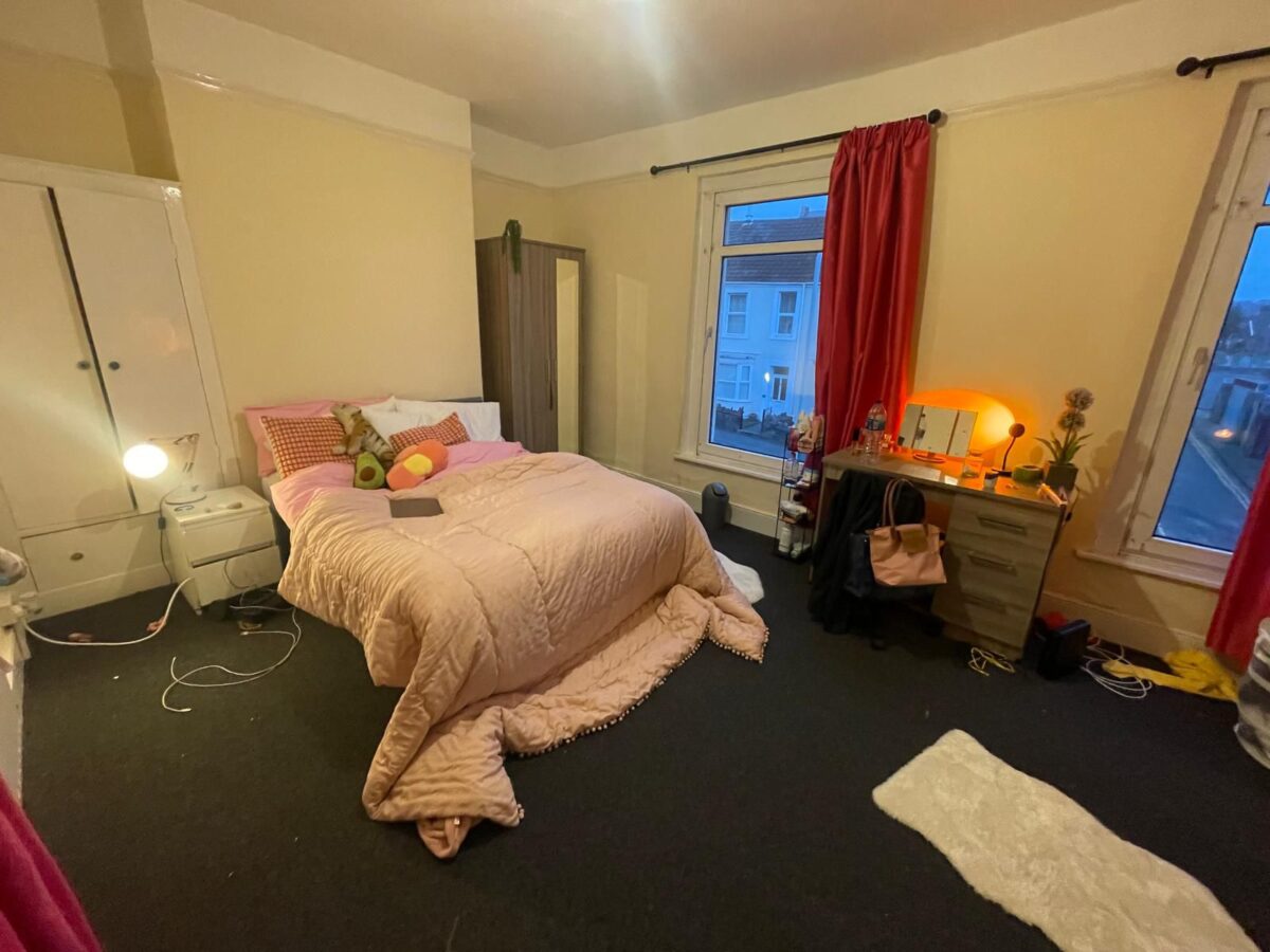 3 Rhyddings Park Road, Brynmill, Swansea