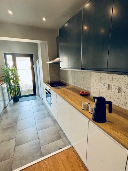 5 BED - 66 Alexandra Terrace, Brynmill, Swansea, SA2 0DU