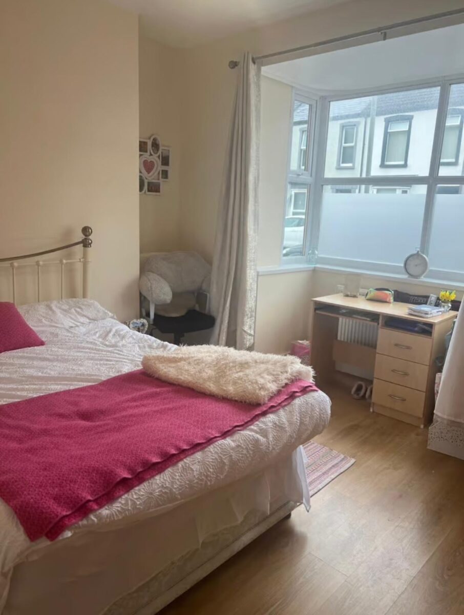 37 St Helens Avenue, Brynmill, Swansea, SA1 4NQ