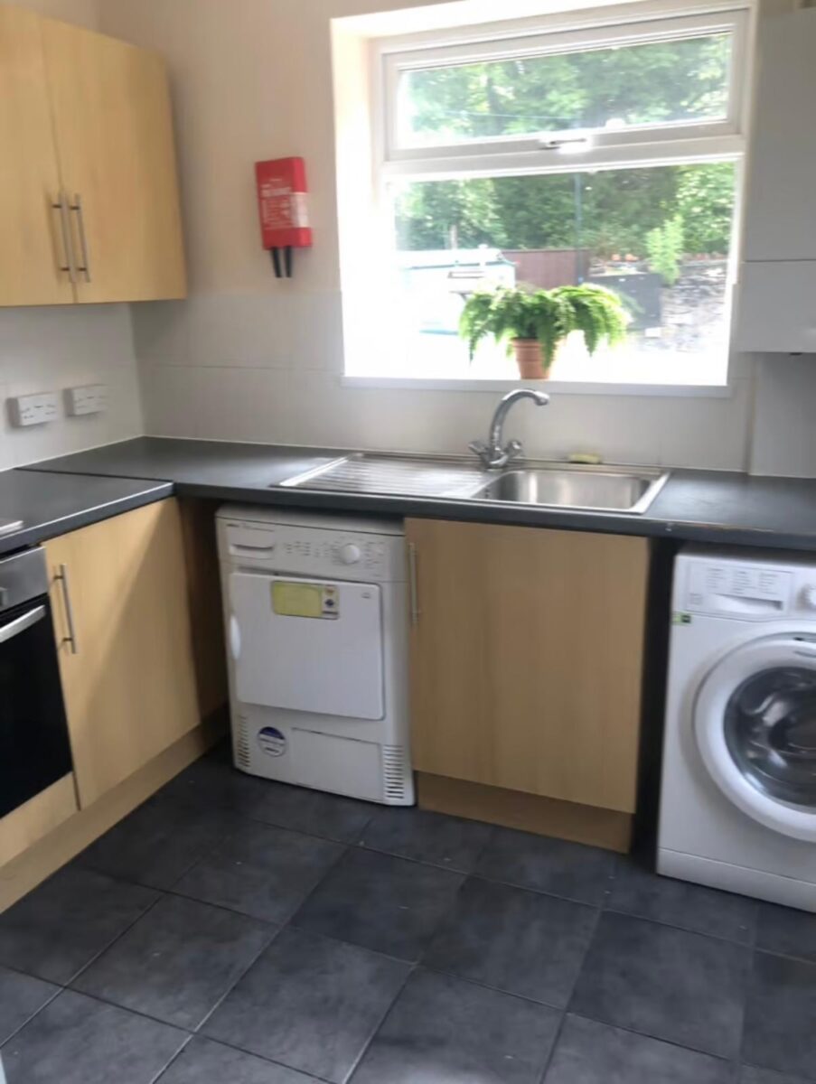 37 St Helens Avenue, Brynmill, Swansea, SA1 4NQ