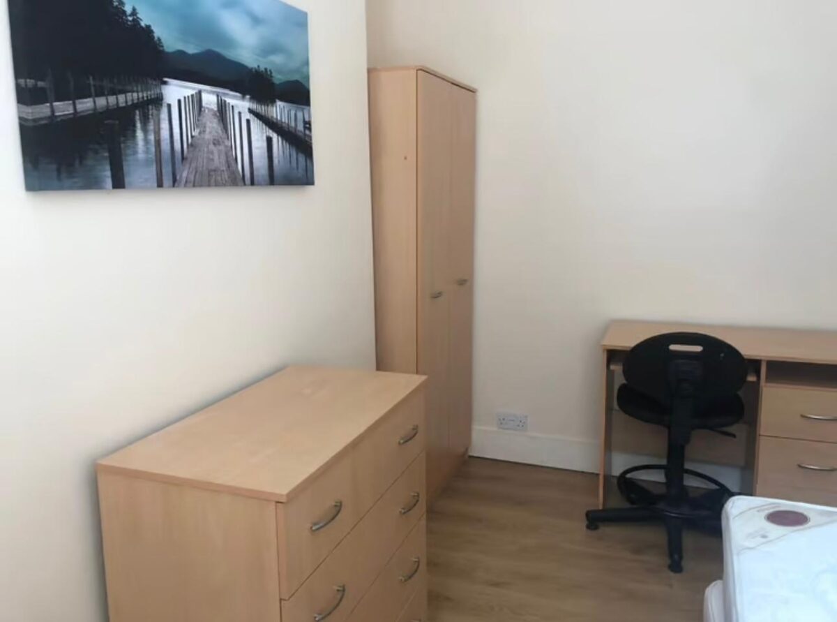 37 St Helens Avenue, Brynmill, Swansea, SA1 4NQ