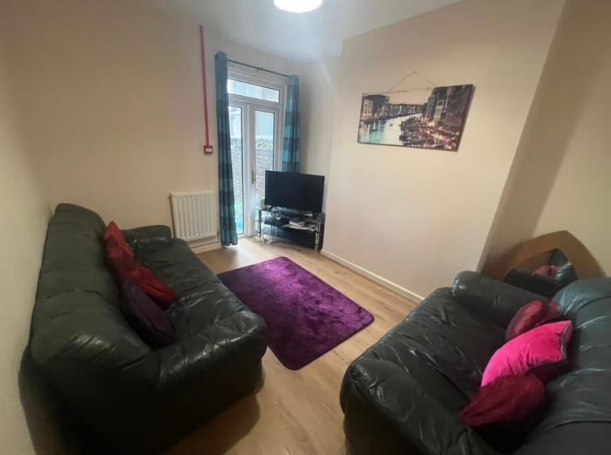 106a Marlborough Road, Brynmill, Swansea, SA2 0DY