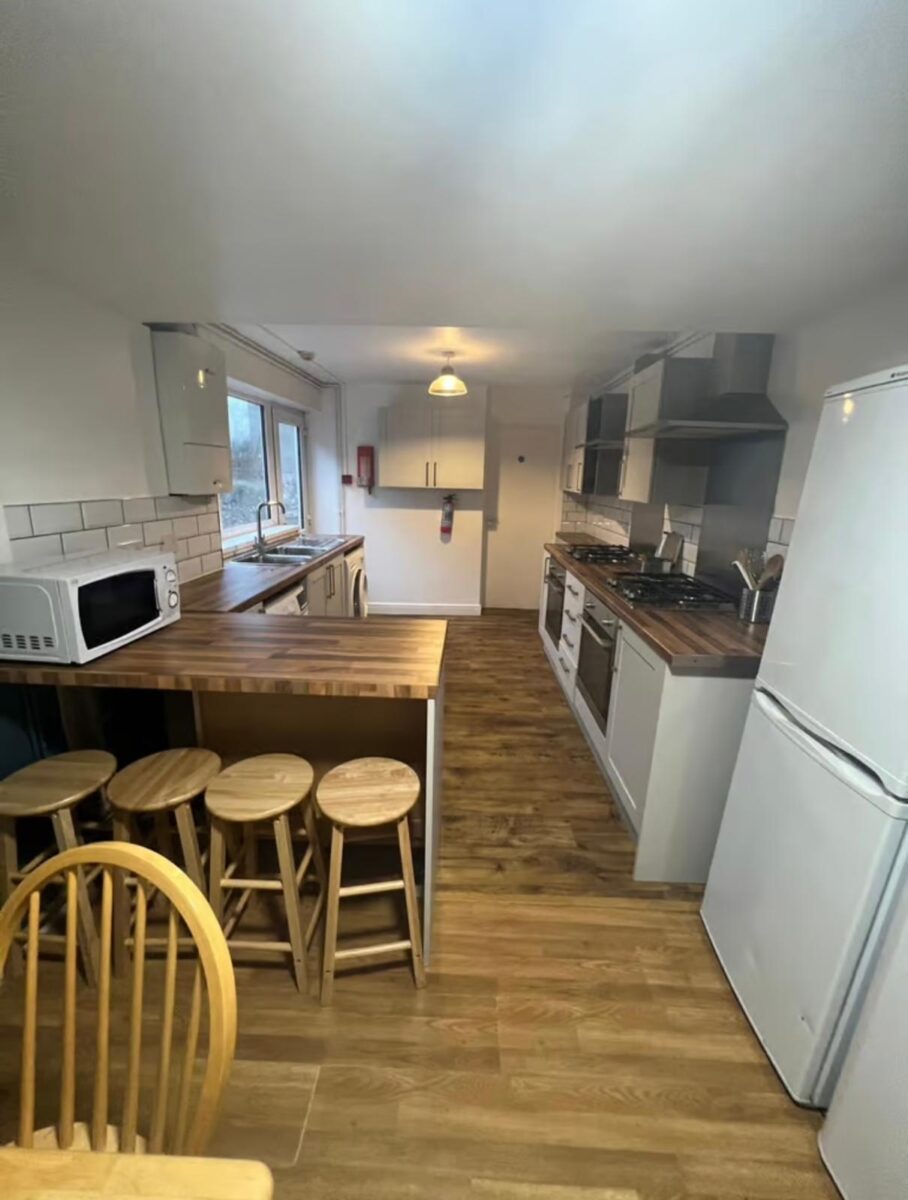 42 Henrietta Street, Swansea, SA1 4HW