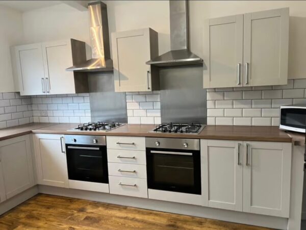 10a The Promenade, Mount Pleasant, Swansea, SA1 6EN