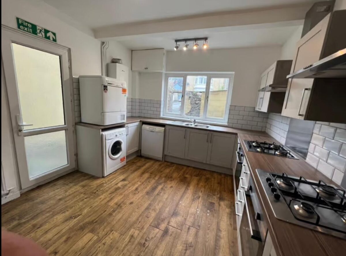 10a The Promenade, Mount Pleasant, Swansea, SA1 6EN