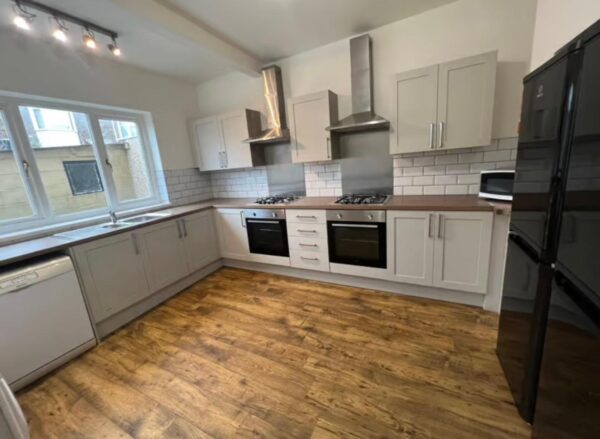 16a Mirador Crescent, Uplands, Swansea, SA2 0QX