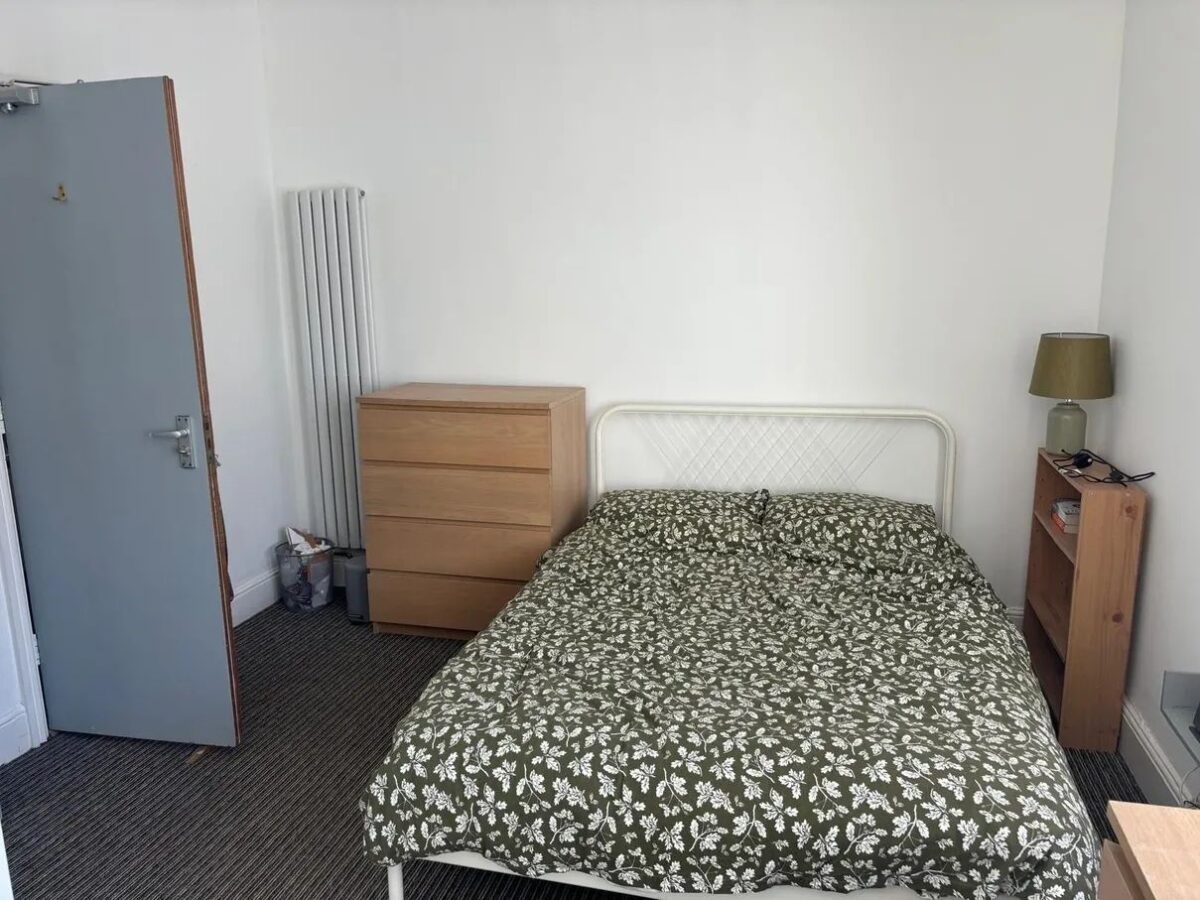 52 Marlborough Road, Brynmill, Swansea, SA2 0DZ