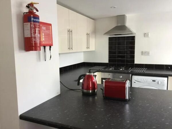 16 Malvern Terrace, Brynmill, Swansea, SA2 0BE