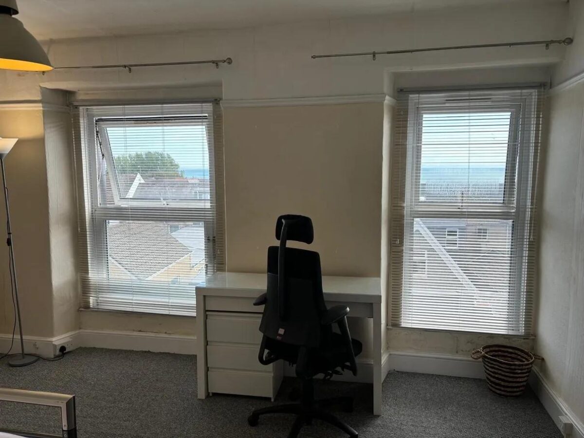 16 Malvern Terrace, Brynmill, Swansea, SA2 0BE