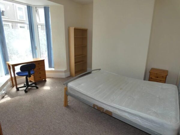 50 Marlborough Road, Brynmill, Swansea, SA2 0DZ