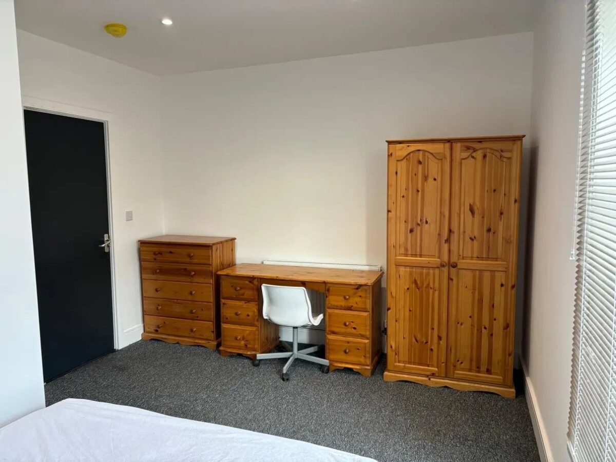64 Marlborough Road, Brynmill, Swansea, SA2 0DZ