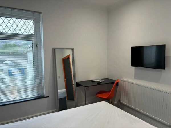 44 Marlborough Road, Brynmill, Swansea, SA2 0DZ