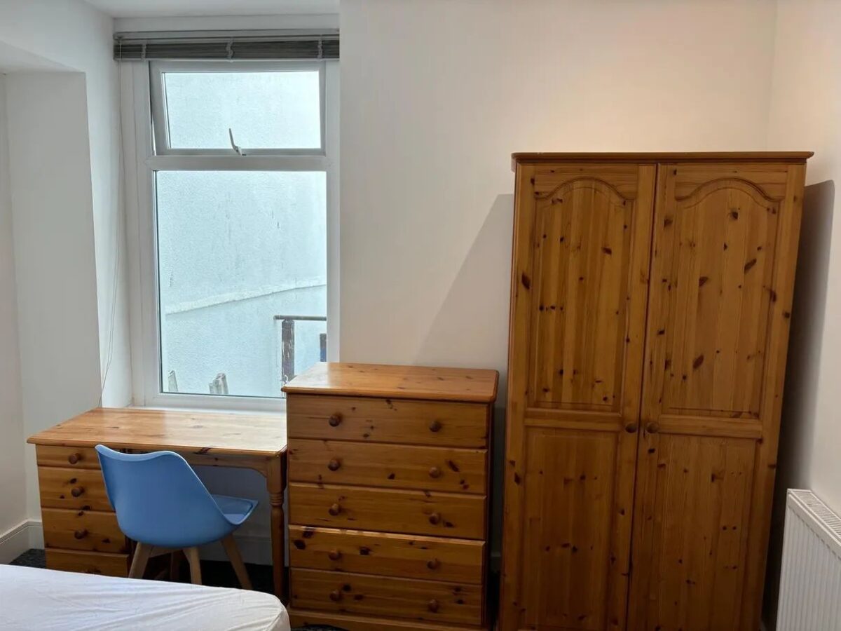 64 Marlborough Road, Brynmill, Swansea, SA2 0DZ