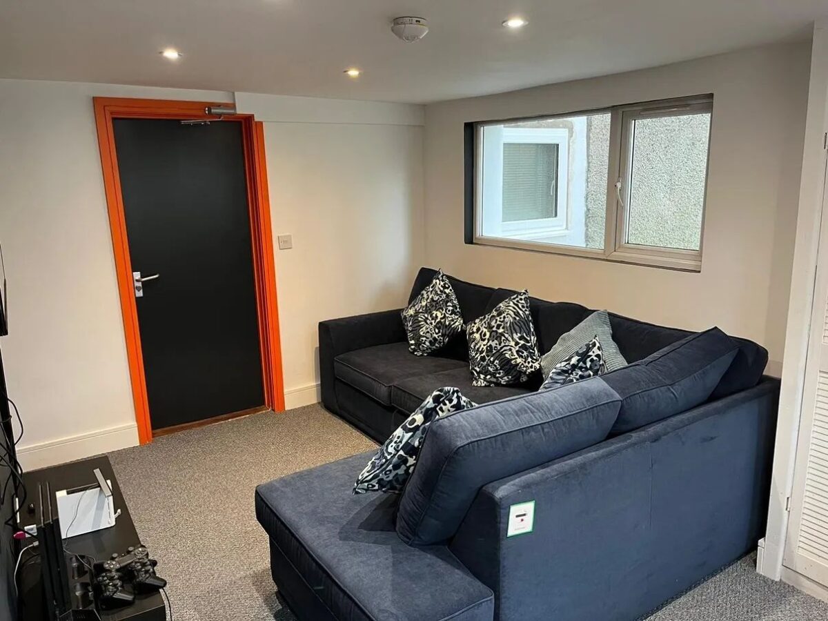 44 Marlborough Road, Brynmill, Swansea, SA2 0DZ