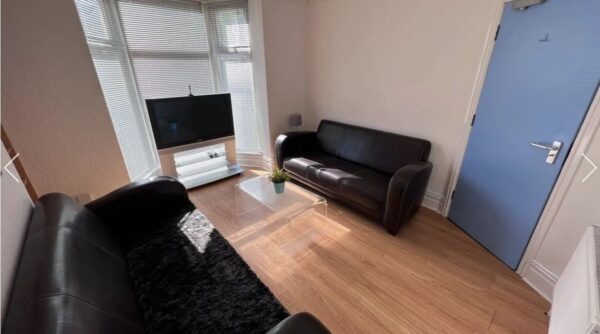 82 Marlborough Road, Brynmill, Swansea, SA2 0DZ