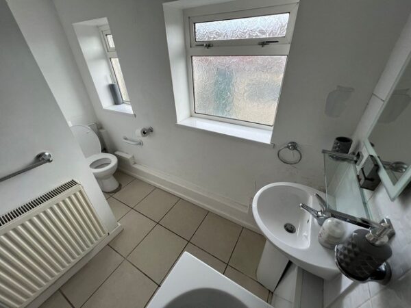 44 Baglan Street, Port Tennant, Swansea, SA1 8JZ