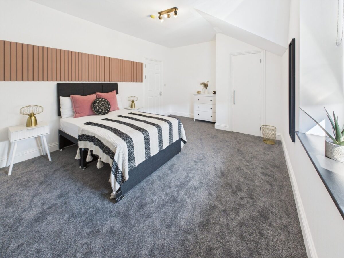 24 Gwydr Crescent, Uplands, Swansea, SA2 0AB