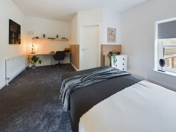 6 Uplands Crescent, Uplands, Swansea, SA2 0BP