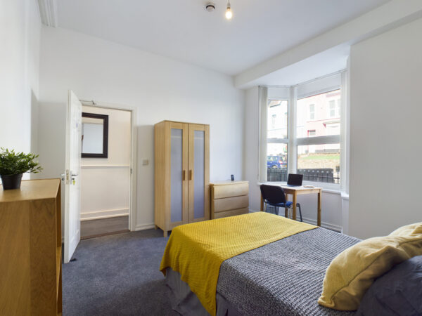 62 King Edwards Road, Brynmill, Swansea, SA1 4LX