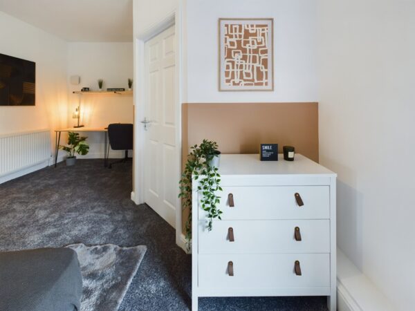 6 Uplands Crescent, Uplands, Swansea, SA2 0BP