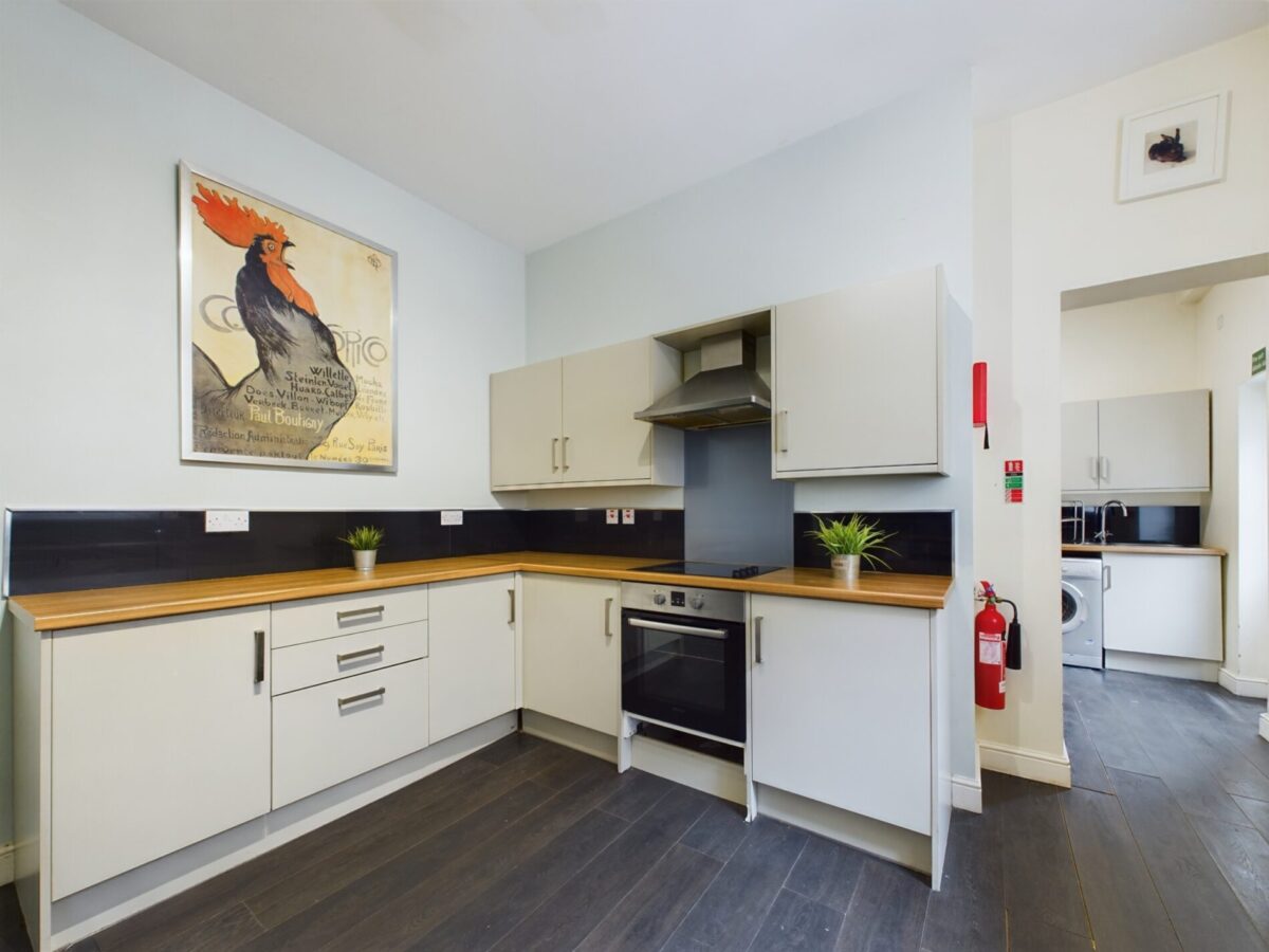 6 Uplands Crescent, Uplands, Swansea, SA2 0BP