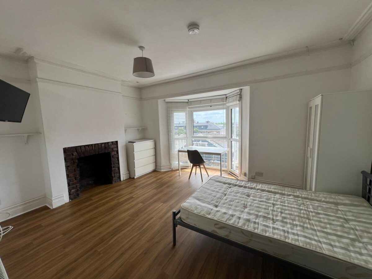 52 Carlton Terrace, City Centre, Swansea, SA1 6AB